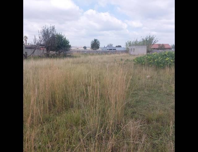 LAND FOR SALE IN JAMESONPARK
